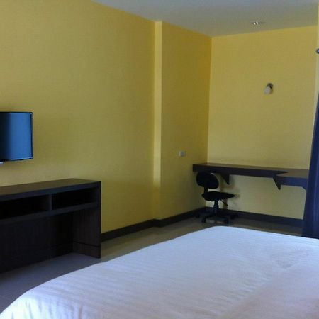 The Mondrian Khon Kaen Apartment Exterior foto